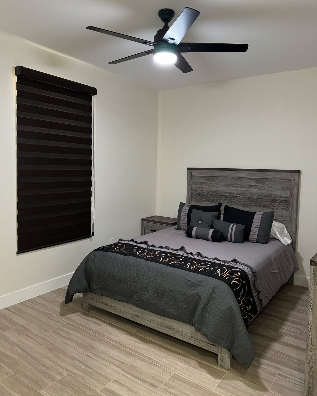 beautiful blinds that are customized to your home and taste! @persianasperronas fabricates beaut (1)