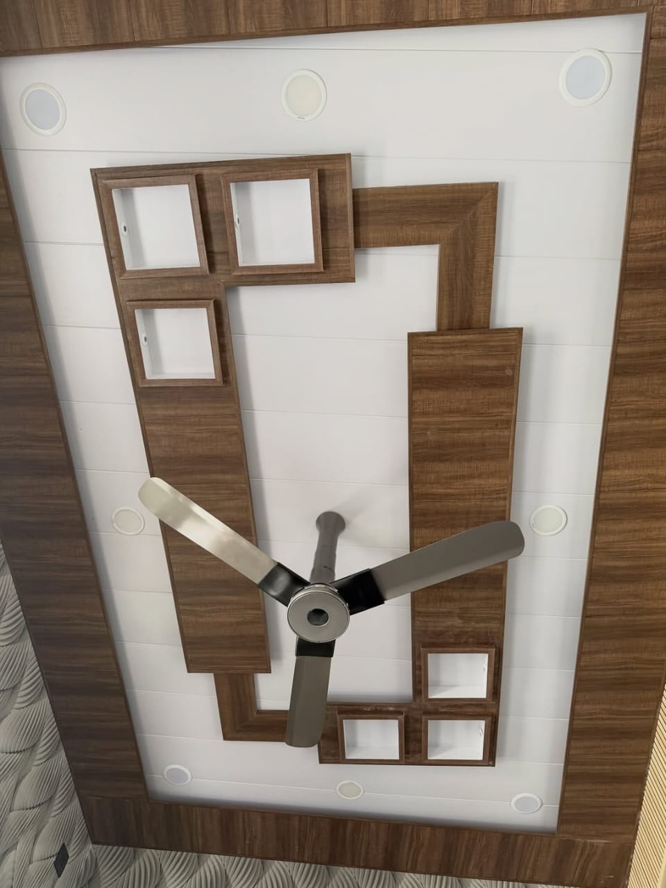 whatsapp image 2025 12 20 at 10.27.50 pm (1)